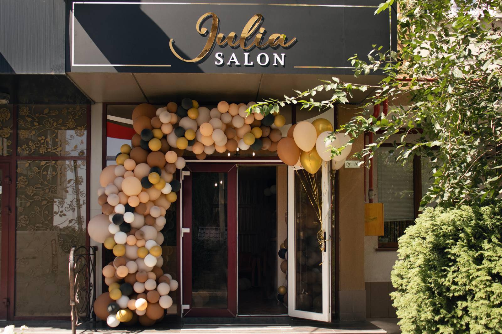Salon Julia — вход